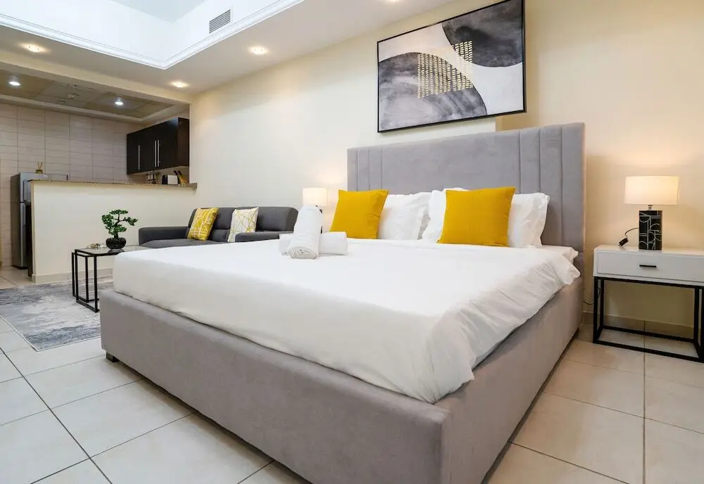 Дубай: Tanin - Luxurious and Contemporary Studio in JLT Cluster R