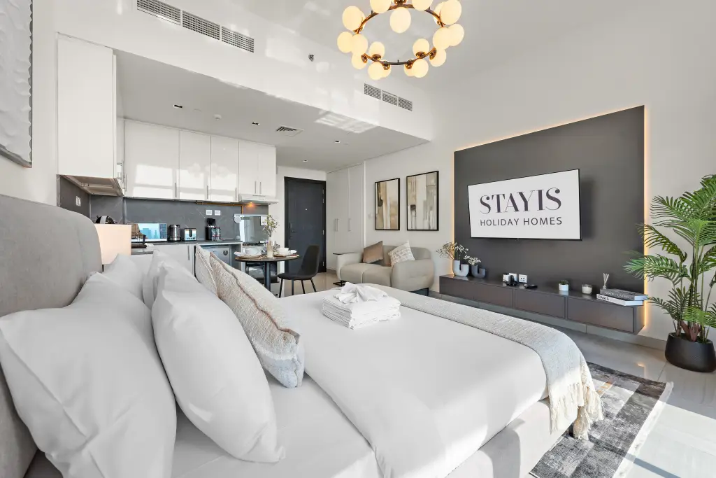 Дубай: Апартаменты Stayis- Brand New Stylish Suite Studio apartment Dubai