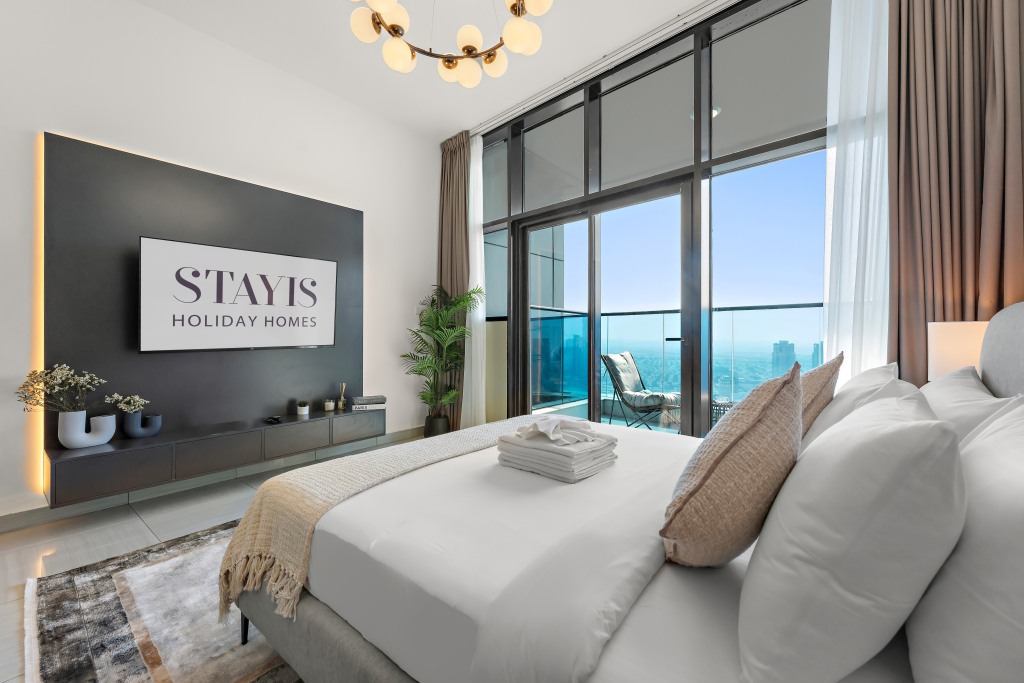 Апартаменты Stayis- Brand New Stylish Suite Studio apartment Dubai — фото 1