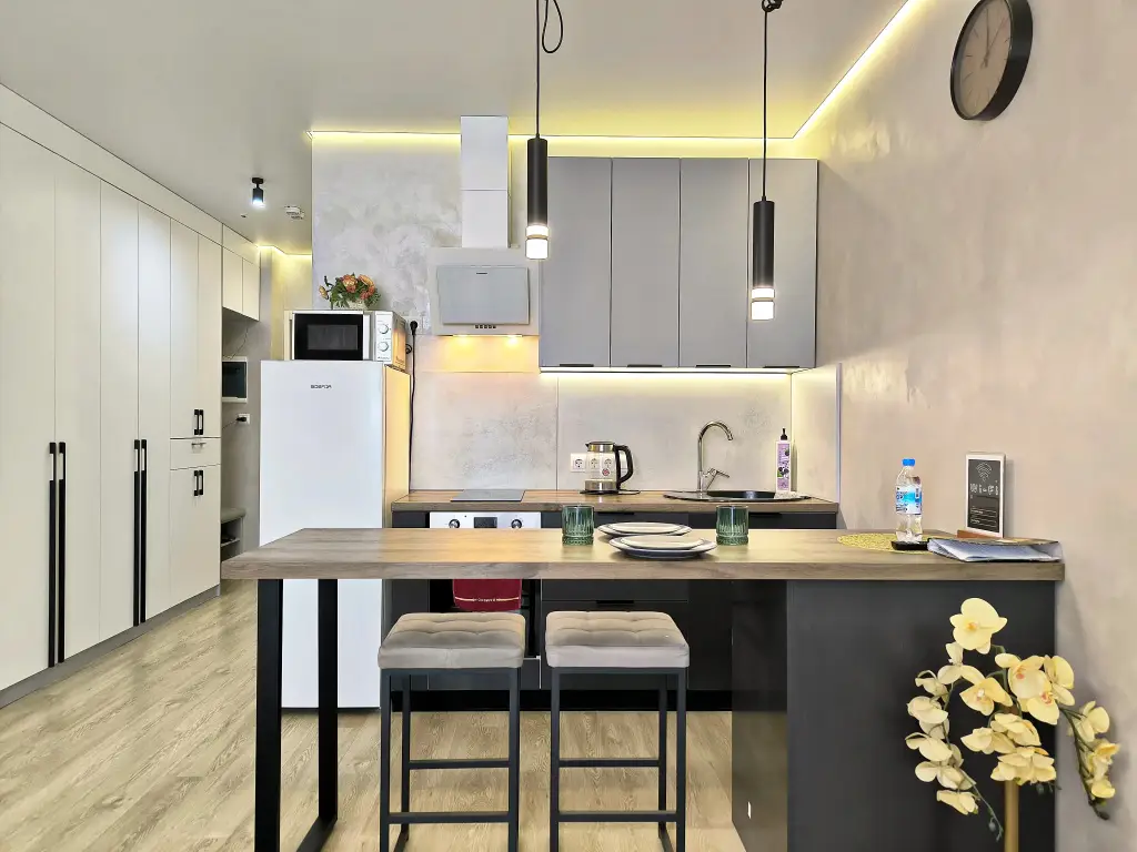 Омск: Квартира-Cтудия 33 м² 9/14