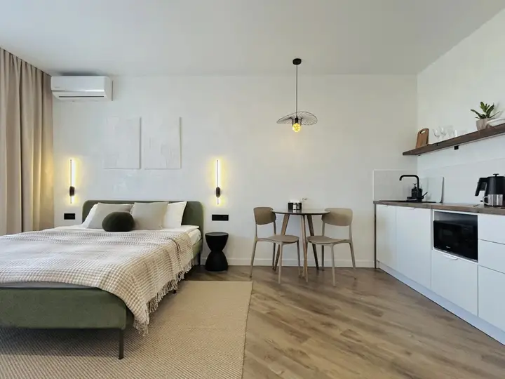 Омск: Апартаменты Cozy Rent Japandi