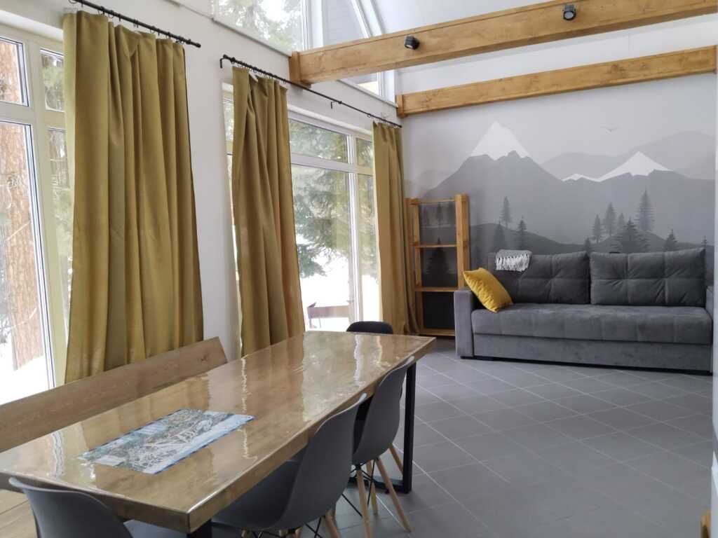 Шерегеш: Гостевой дом Forest house