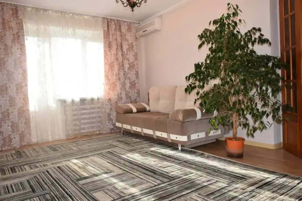 Уральск: Апартаменты Двухкомнатные