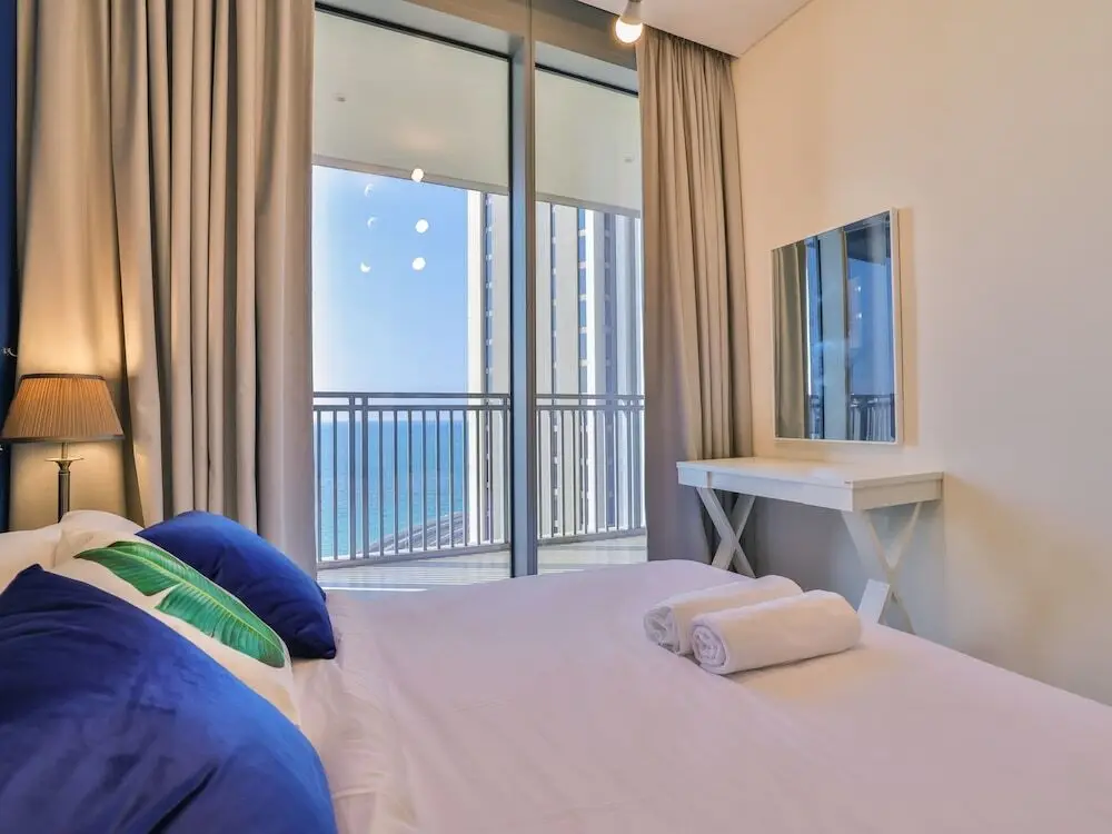 Дубай: Luxury Marina View 2BR Flats Dubai by Belvilla