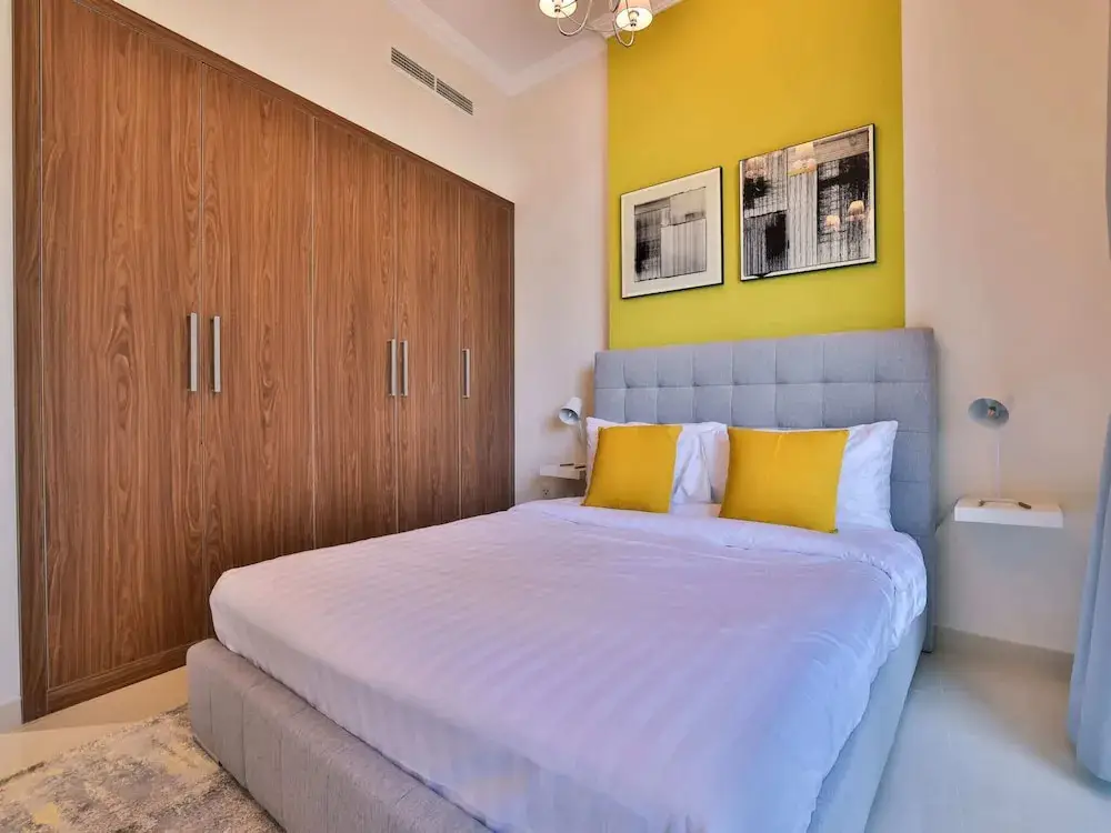 Дубай: Luxe 3BR Burj Khalifa -gym/pool by Belvilla