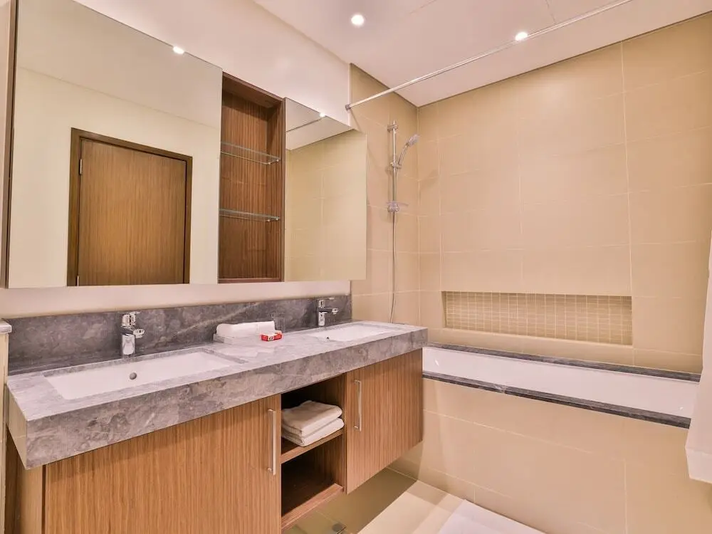 Дубай: Marina Views Cosy Two Bed JBR by Belvilla