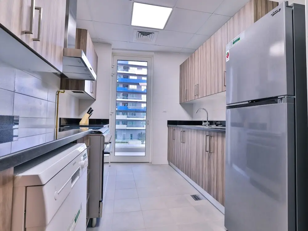 Дубай: Posh 3bed Apt Dubai Pool Gym Parking by Belvilla