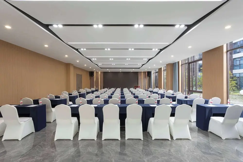 Янчжоу: Days Inn by Wyndham Yangzhou Guangling