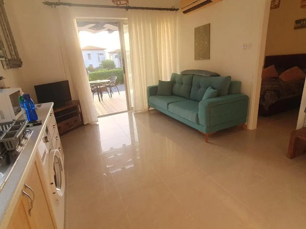 Кучук Эренкой: Charming 1-bed Garden Apartment in Tatlisu