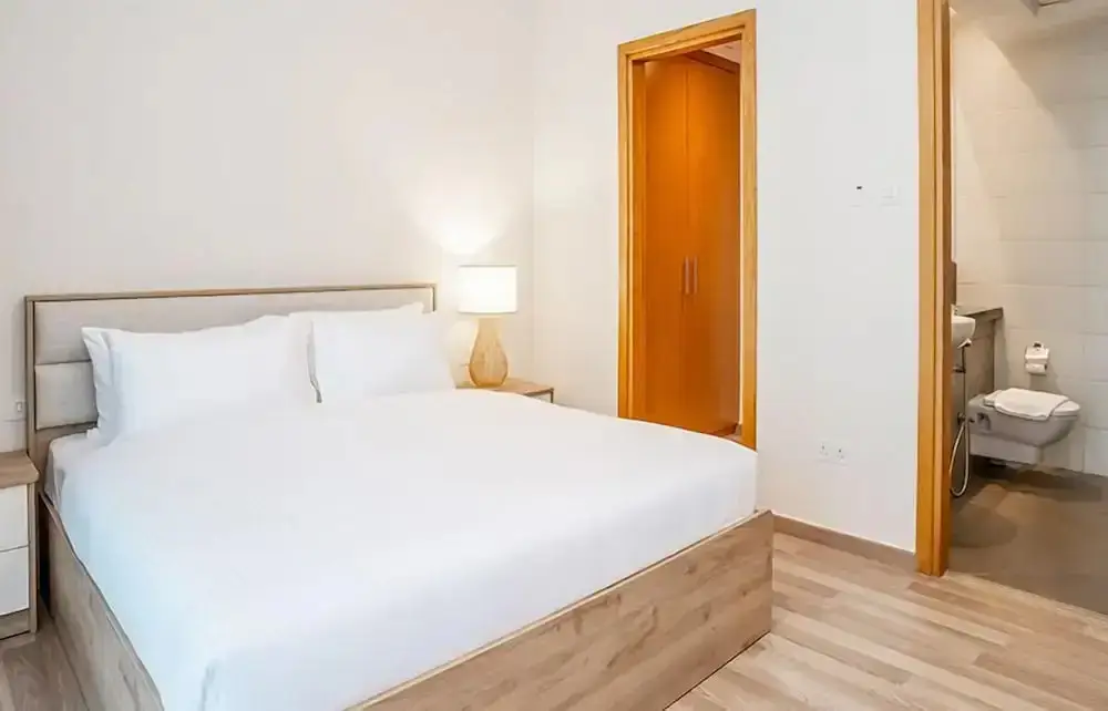 Дубай: Homesgetaway-Cozy 1BR Bay Square Bldg. 9