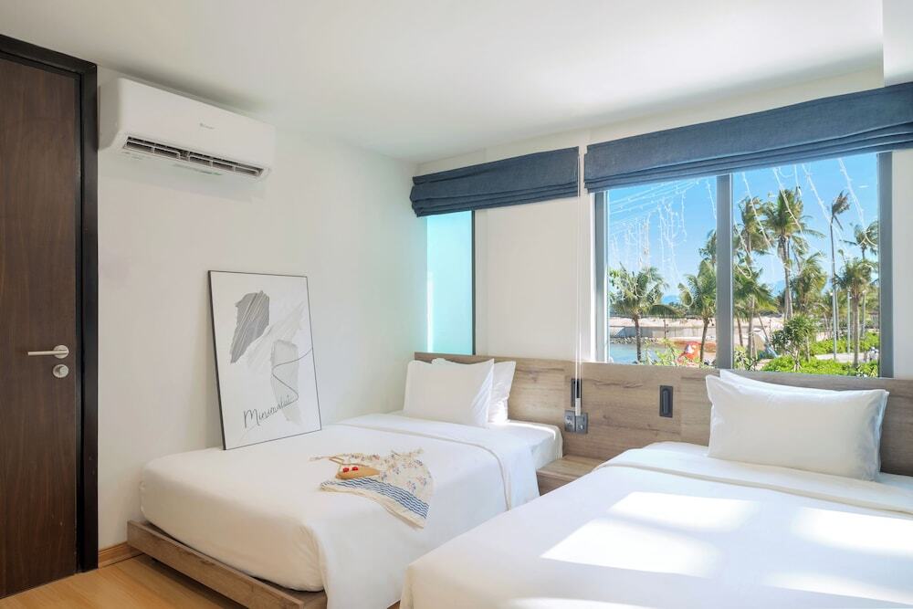 Нячанг: Cozy Front Beach House wid Private Beach