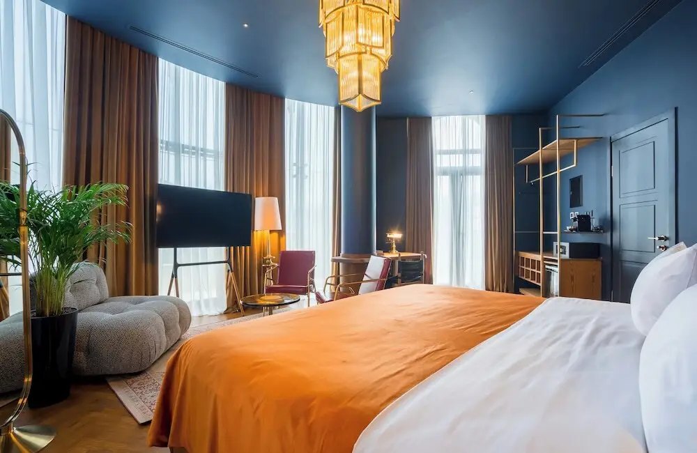 Тбилиси: Zorba&Bond Hotel on the 8th