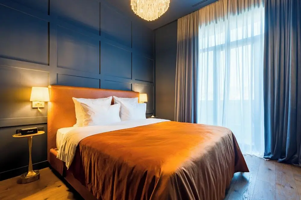 Тбилиси: Zorba&Bond Hotel on the 8th