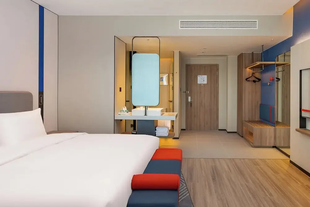 Наньтун: Holiday Inn Express Haimen City Center, an IHG Hotel