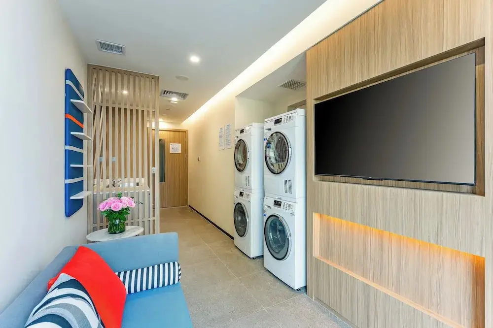 Наньтун: Holiday Inn Express Haimen City Center, an IHG Hotel