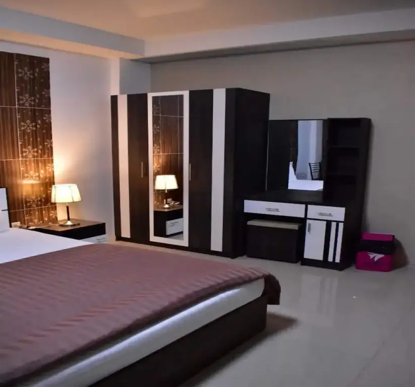 Государственный заповедник Ang Thong: OYO 75504 Ratchapruek Apartment Angthong