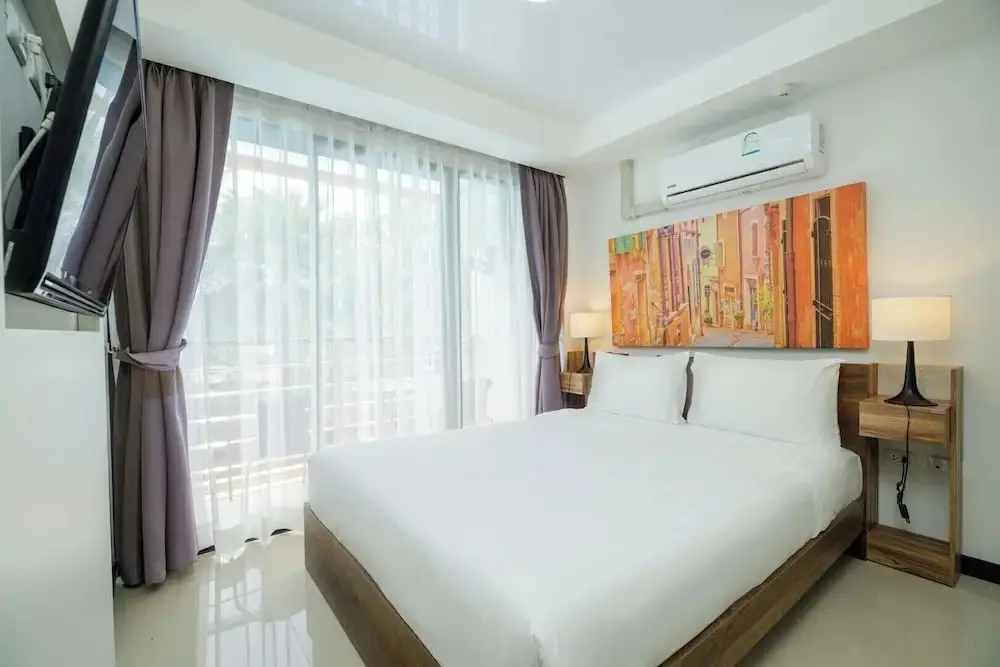 Тхаланг: Beachfront 1Bed Condo Maikhao Beach MBC2
