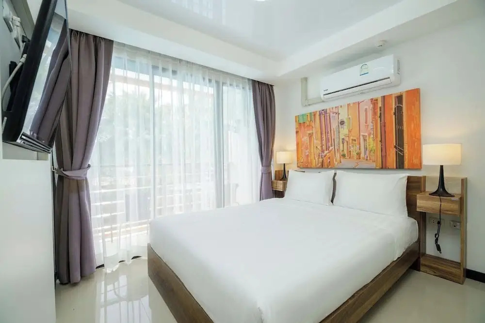 Тхаланг: Beachfront 1Bed Condo Maikhao Beach MBC2