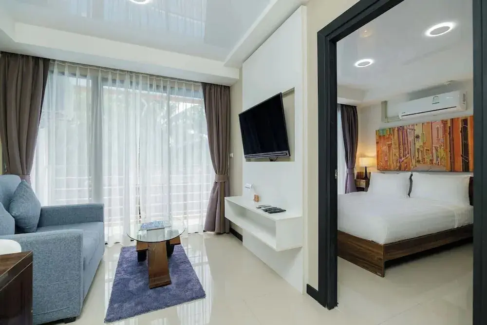 Тхаланг: Beachfront 1Bed Condo Maikhao Beach MBC2