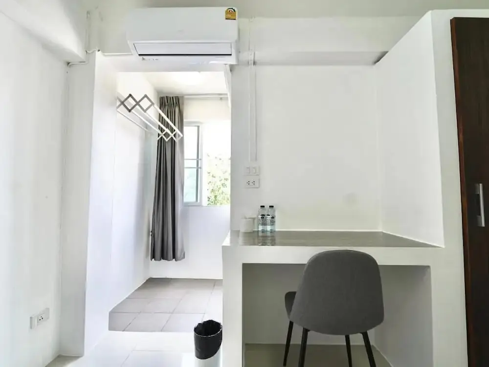 Бангкок: RoomQuest Suvarnabhumi Airport Lat Krabang 42/6