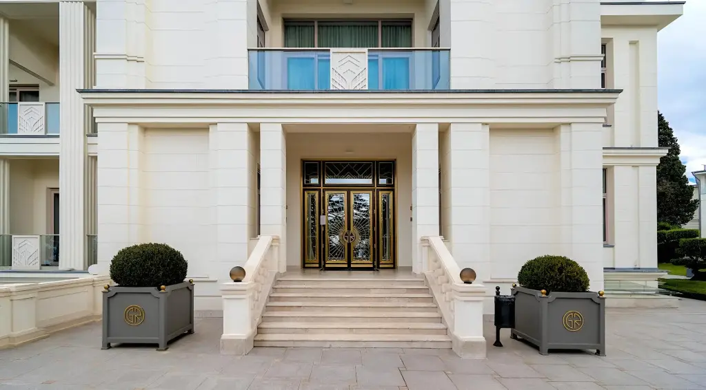 Сочи: Апартаменты Grand Royal Residences