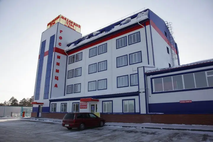 Сургут: Меблированные комнаты Юность