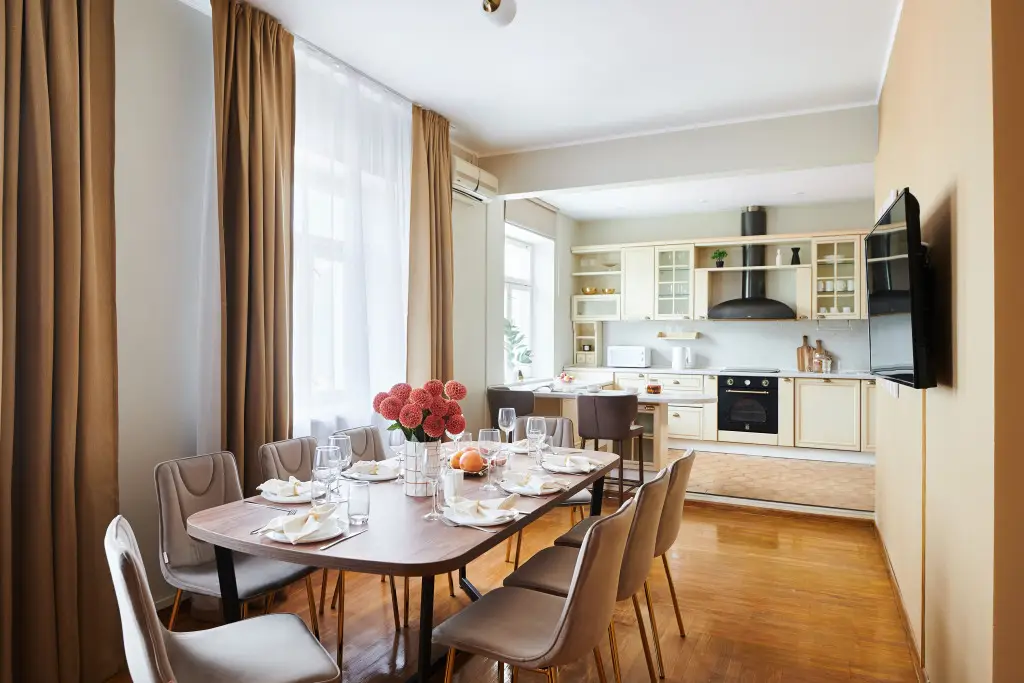 Москва: Квартира GM Apartments Двухуровневая с мансардой у Патриарших Прудов