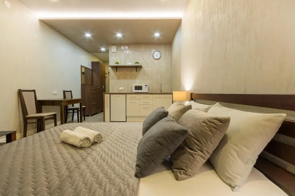 Красноярск: Apartments Domino on Partizana Zheleznyaka Street 38
