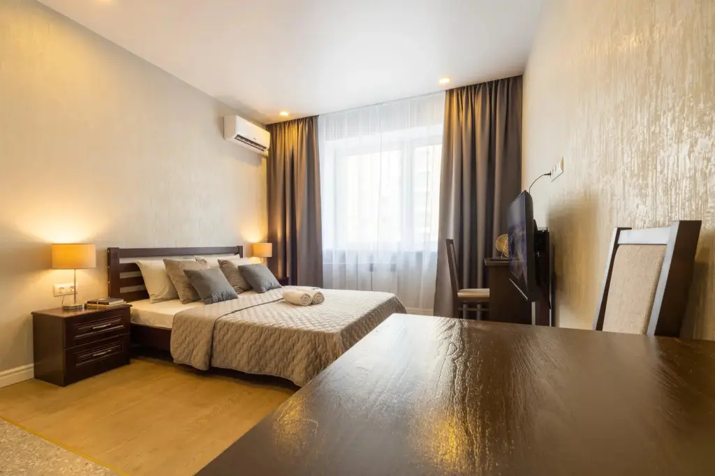 Красноярск: Apartments Domino on Partizana Zheleznyaka Street 38