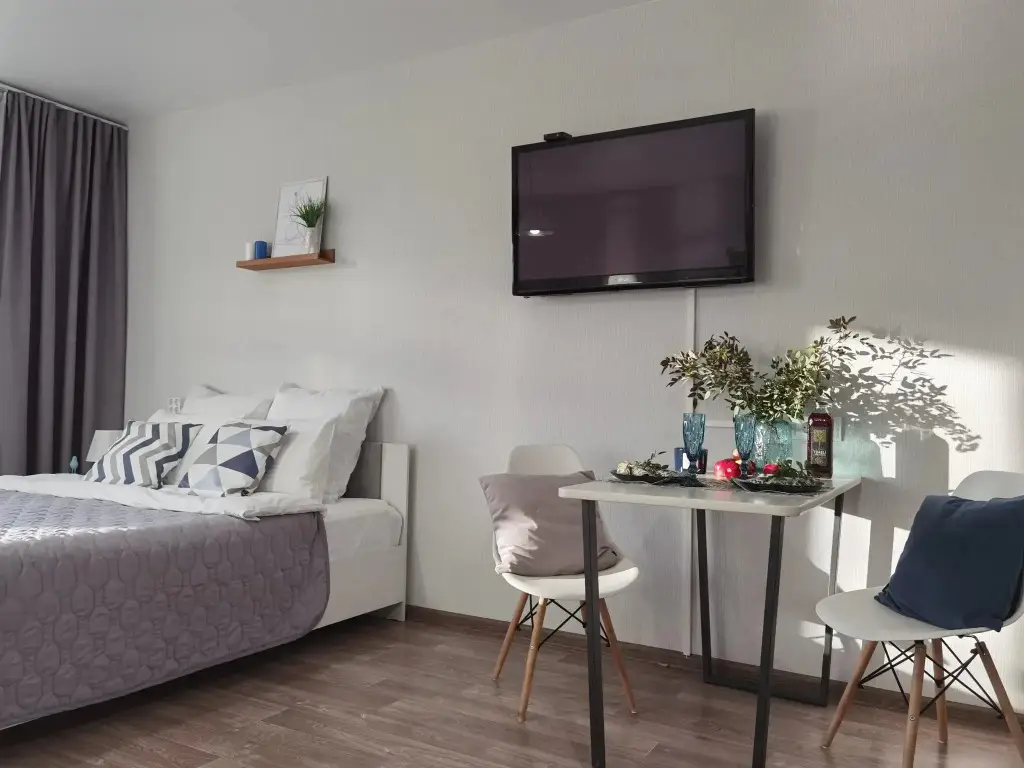Красноярск: Apartment on Svetlogorsky Lane 12A