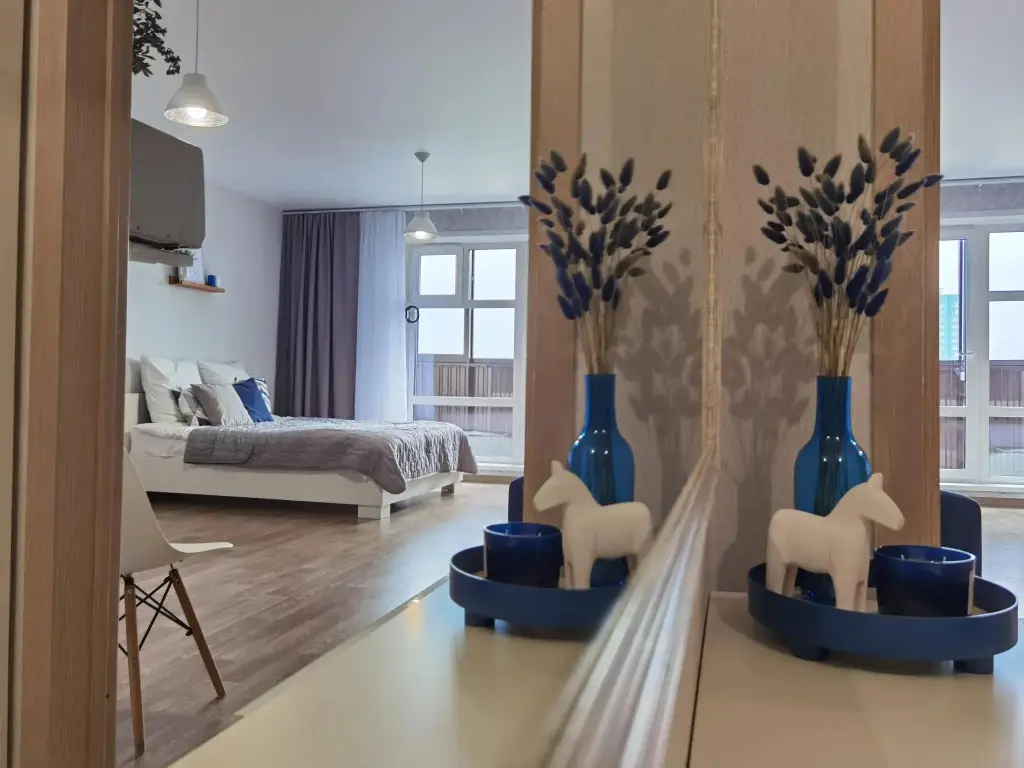 Красноярск: Apartment on Svetlogorsky Lane 12A