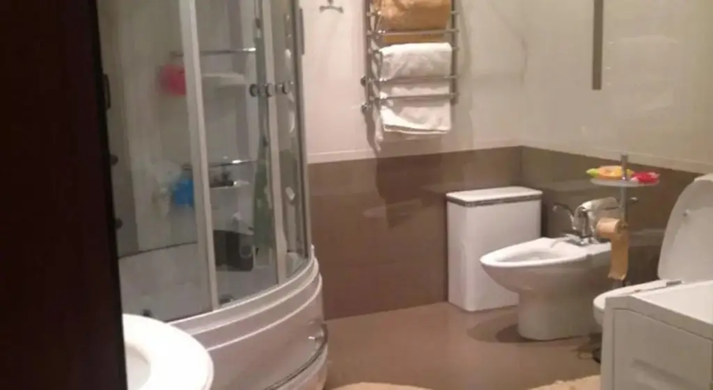 Орел: Luxor Guesthouse