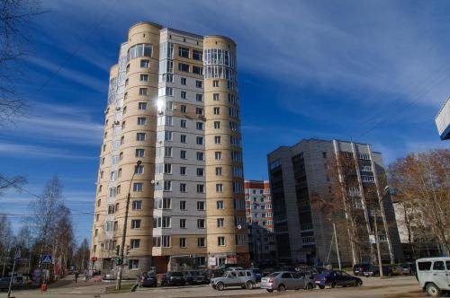 Сыктывкар: Апрель на Карла Маркса