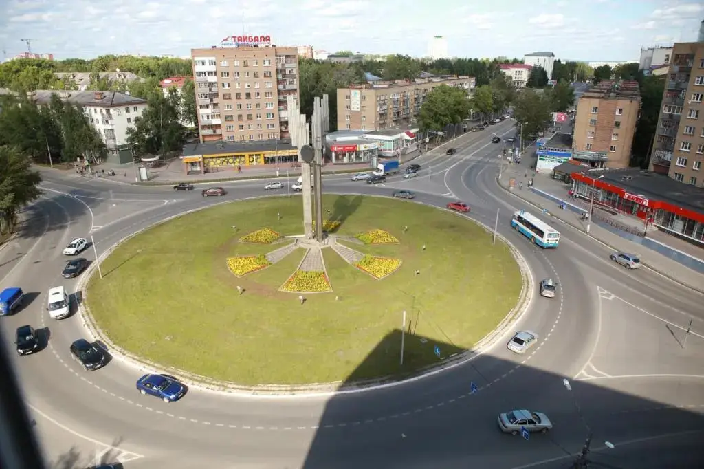 Сыктывкар: Космос на Октябрьском