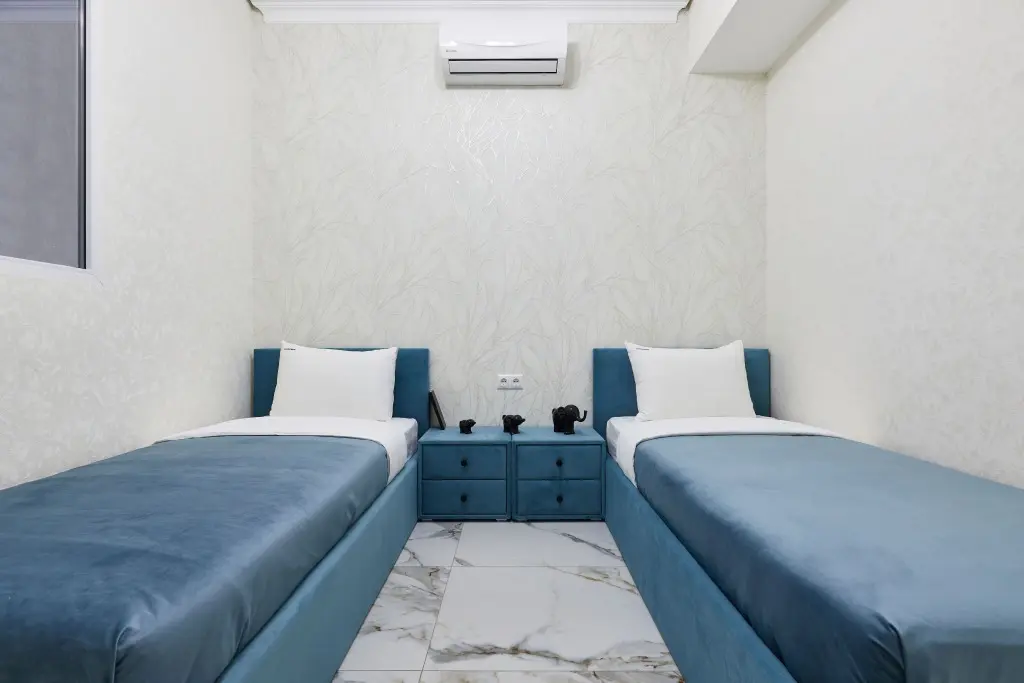 Сочи: Апартаменты Red Apartments Светлана Парк Бритни