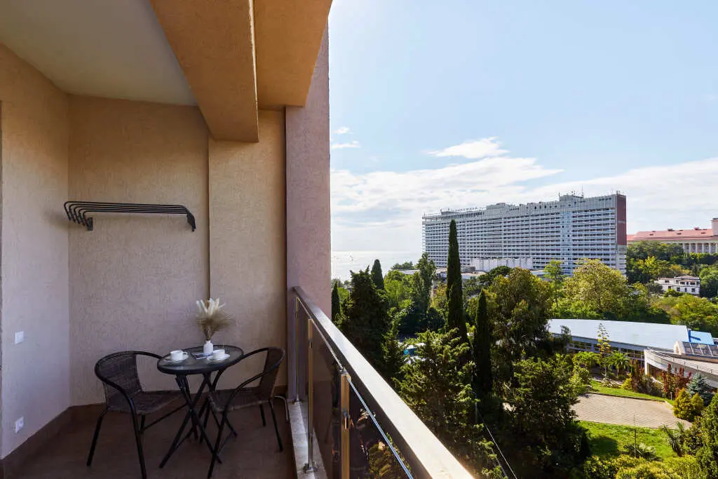 Сочи: Апартаменты Red Apartments Светлана Парк Бритни