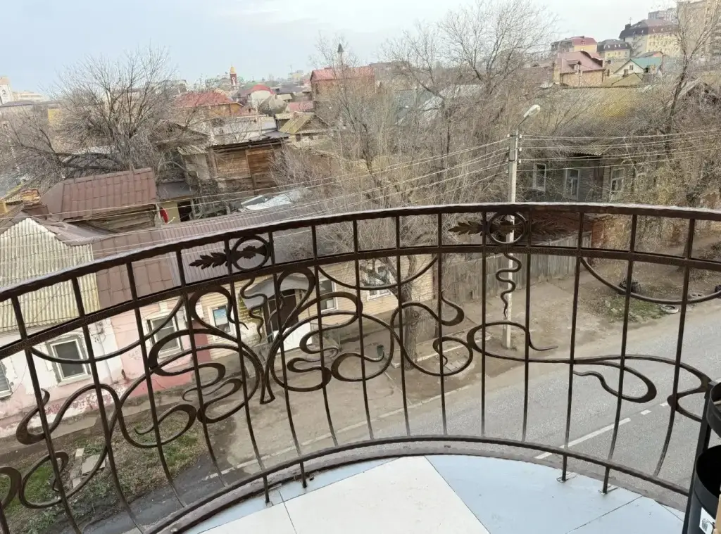 carousel image 3