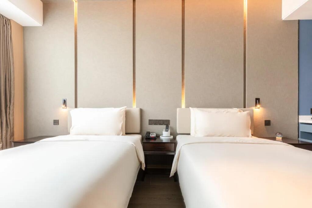 Ухань: Atour Hotel (Wuhan High Speed Railway Station, Qingshan Impression City)