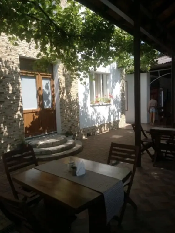 Архипо-Осиповка: Гостевой дом Надежда