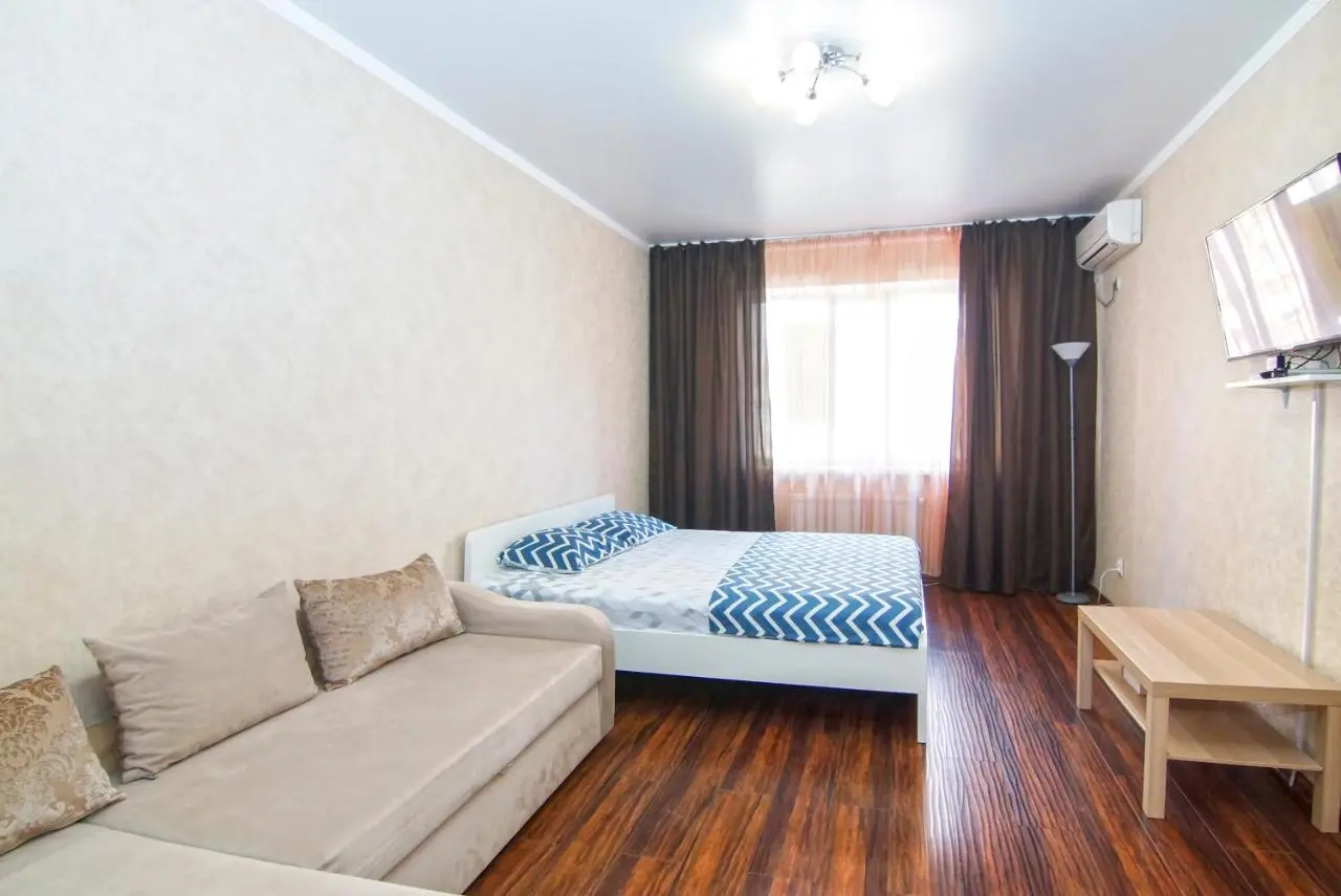 Краснодар: Apartment Vostochno-Kruglikovskaya