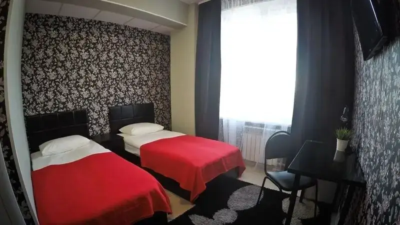 Троицк: Hotel on Sovetskaya