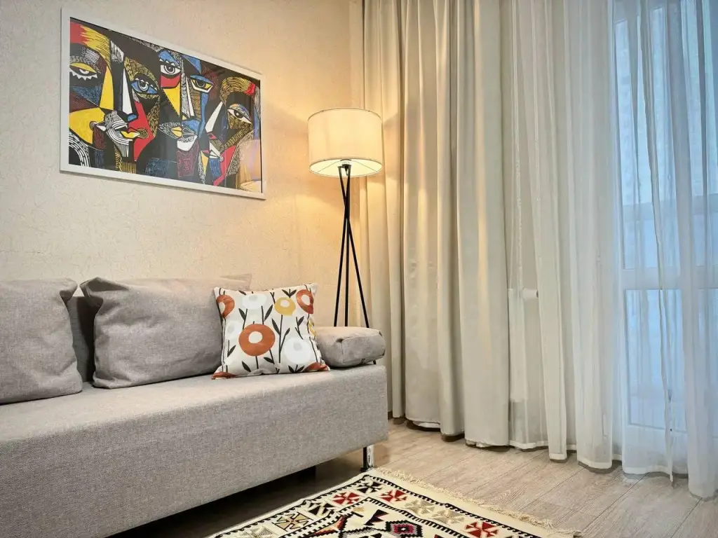 Воронеж: Rental Family Rooms (Рентал Фэмили Румс) на улице Владимира Невского 25/11