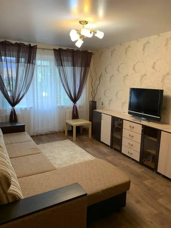 Уфа: Апартаменты на улице Интернациональная 105