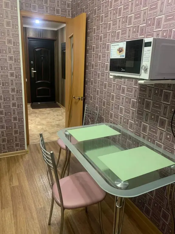 Уфа: Апартаменты на улице Первомайская 56