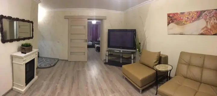 Уфа: Апартаменты на улице Первомайская 98