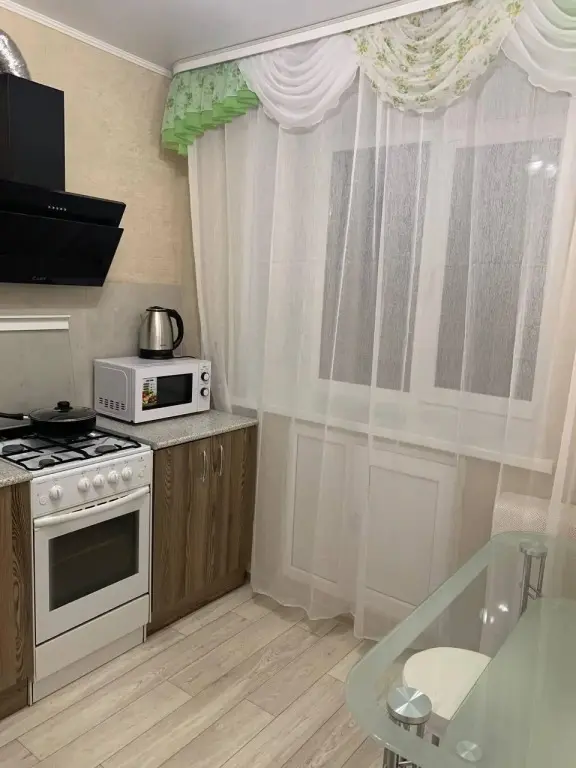 Уфа: Апартаменты на улице Свободы