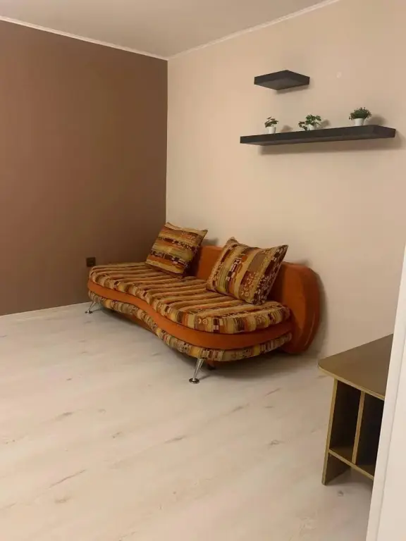 Уфа: Апартаменты на улице Черниковская 18