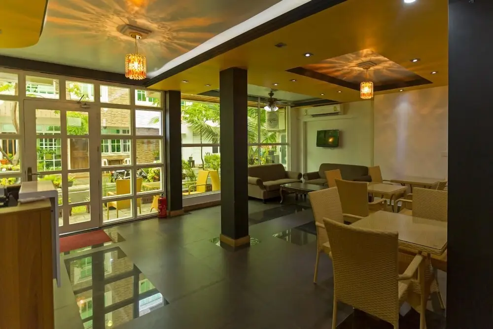 Хулхумале: Travel Lodge Maldives