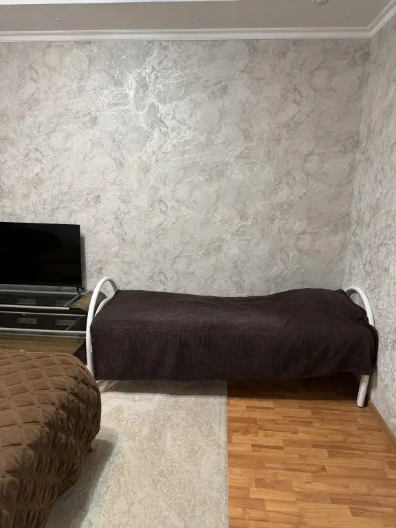 Нефтеюганск: Двухкомнатные апартаменты посуточно