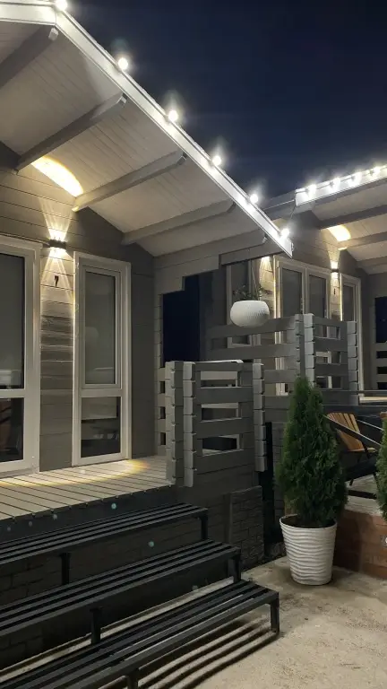 Верхняя Эшера: База отдыха Коттеджи white hotel